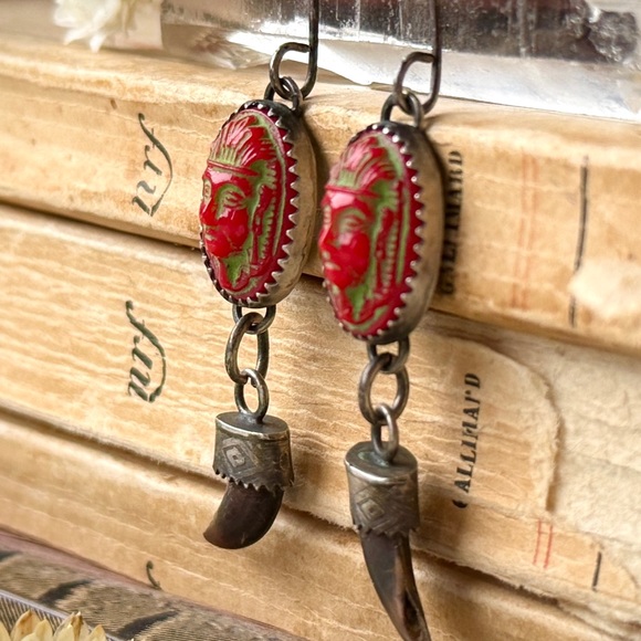 Artisan Tribal Oxidized Sterling Silver Coyote Claw Dangle Earrings - Picture 5 of 9